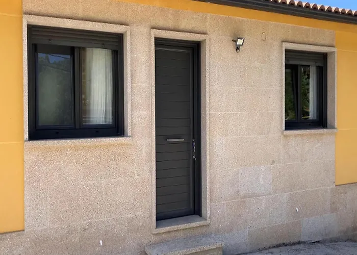 In Near Playa De Barra * 坎加斯德穆拉索